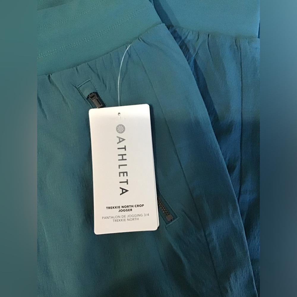 NWT Athleta Trekkie North Crop Jogger 10 Borealis Green - Picture 3 of 5
